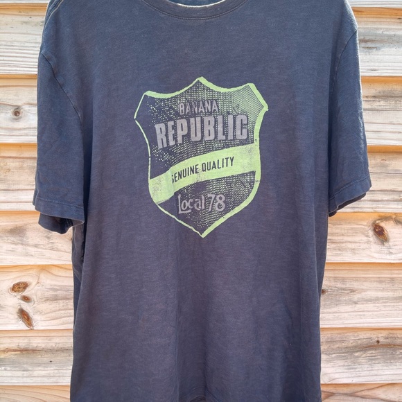 Vintage banana republic graphic tee